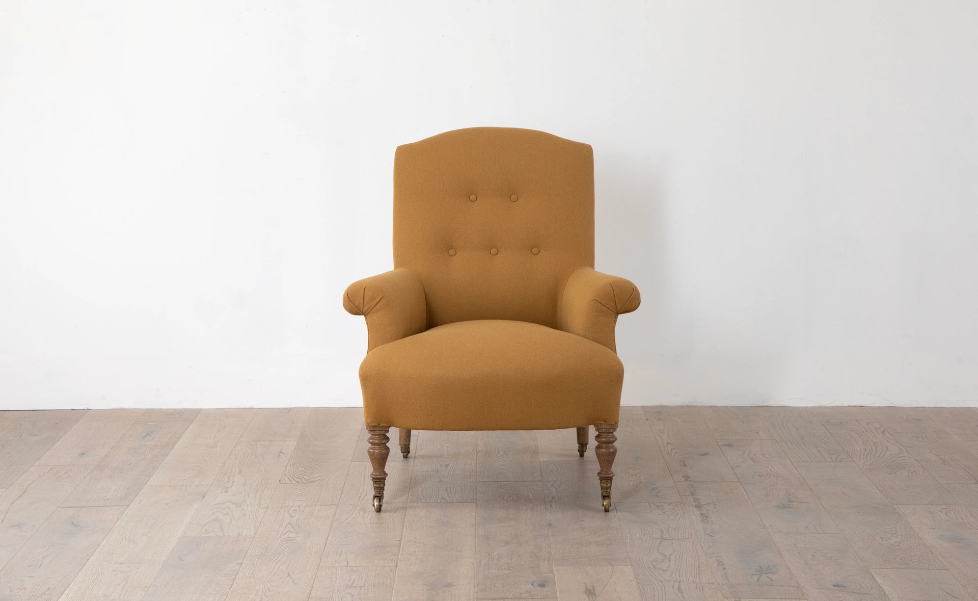 THE ILCHESTER ARMCHAIR BY TODHUNTER EARLE FOR LORFORDS CONTEMPORARY