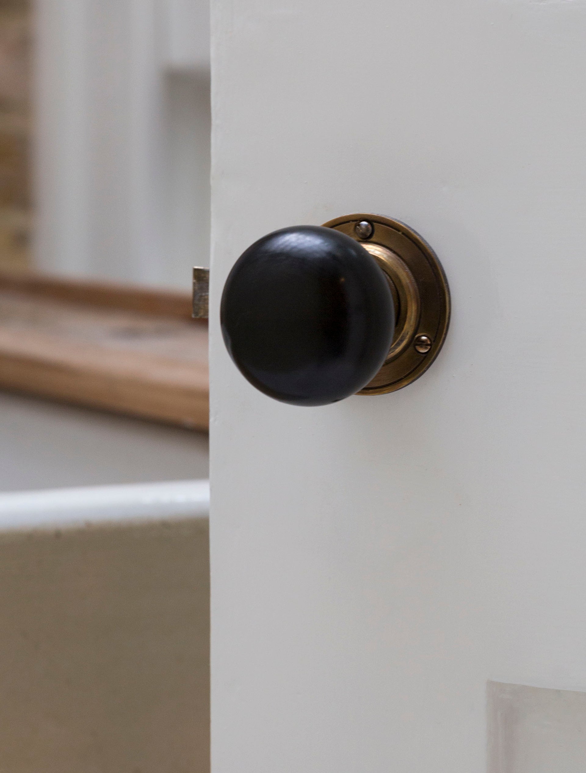 WILLIAM IV STYLE EBONY DOOR KNOB BY HOWE LONDON