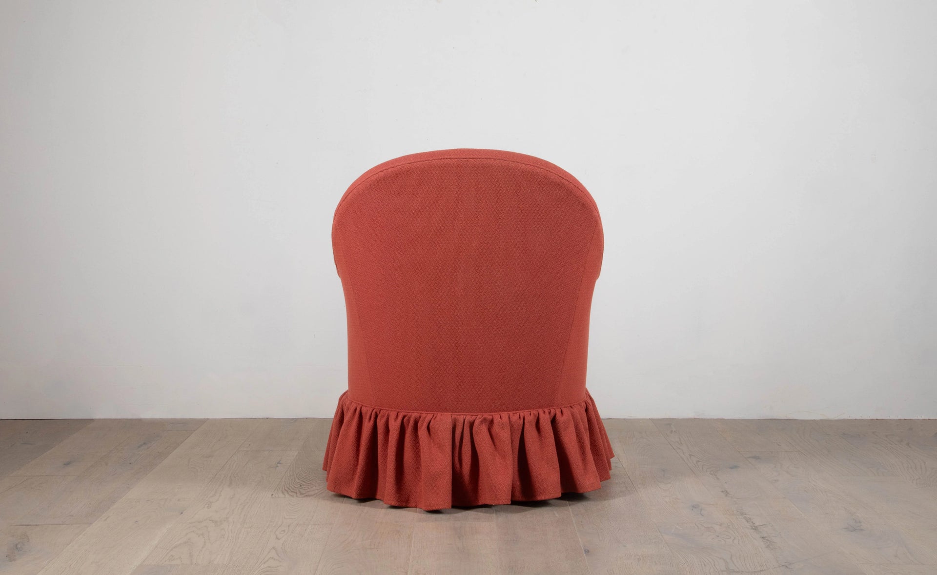 THE MARKHAM ARMCHAIR BY TODHUNTER EARLE FROM LORFORDS CONTEMPORARY