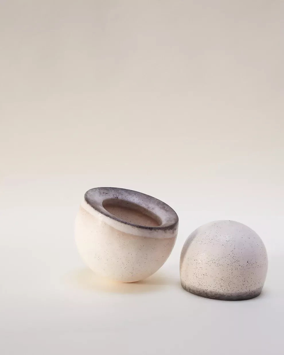 HandcraftedCeramicBowlsbyJanePerryman_COLStore4