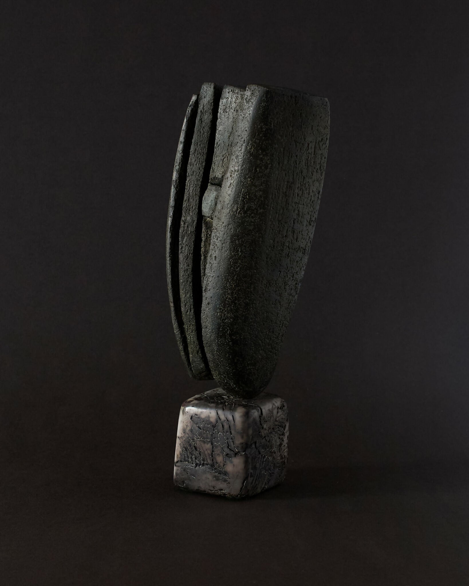 COL-Peter-Hayes-Ceramic-Sculpture-black