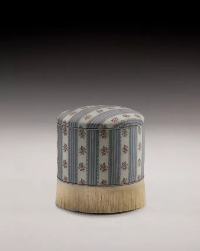 dressing_table_stool_sofa_stripe_Large_cd059e14-553e-44d5-9731-c8947b767ebf