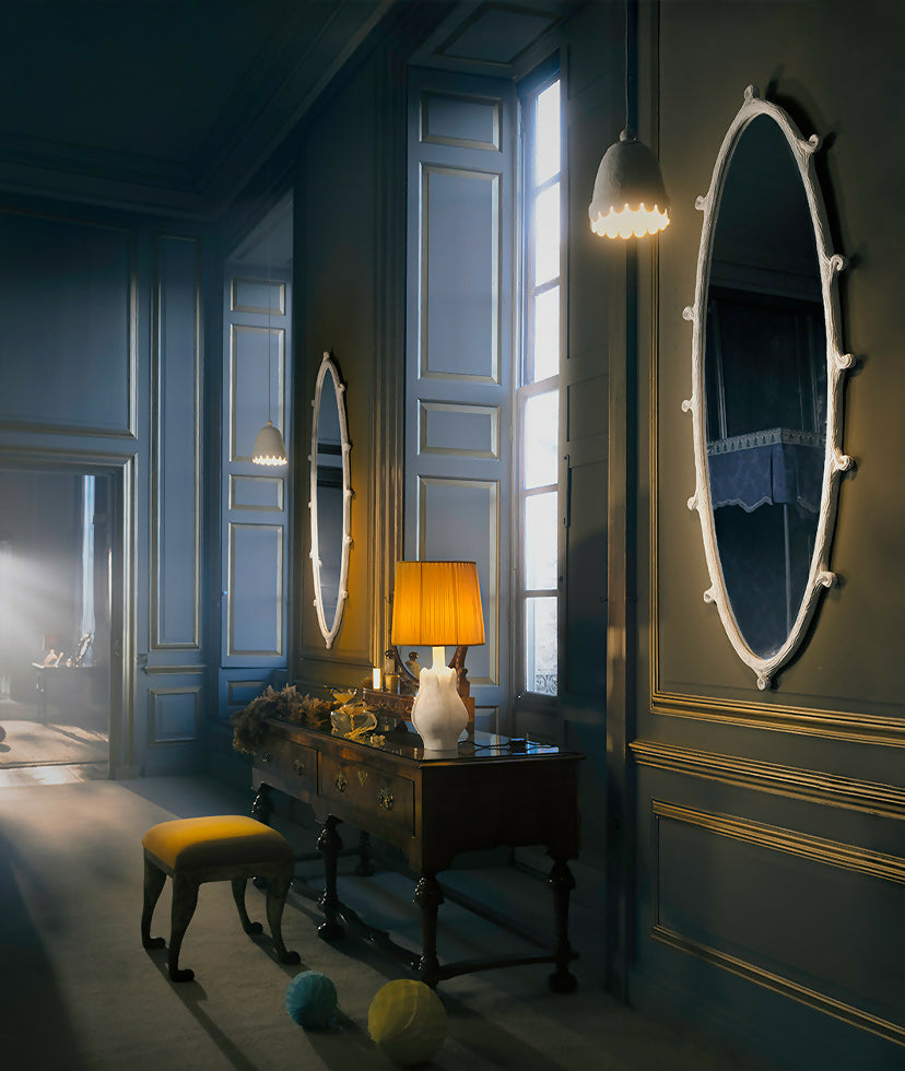 Spring24_Jolly_Sarabi-Stool_Connie-Pendant_Cordelia-SALON