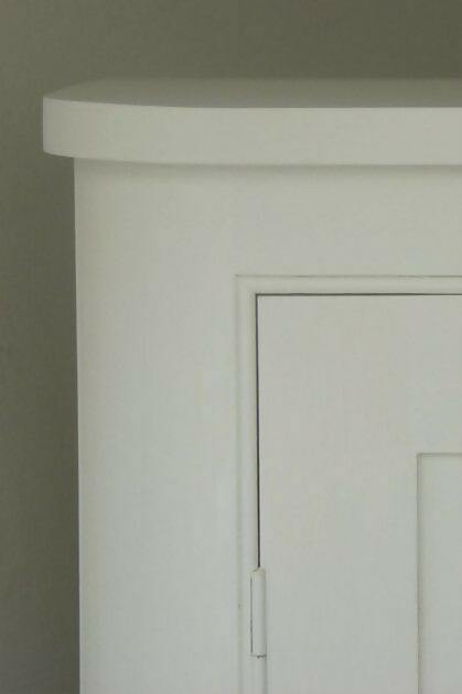 Curvey-Cupboard-detail-419x630