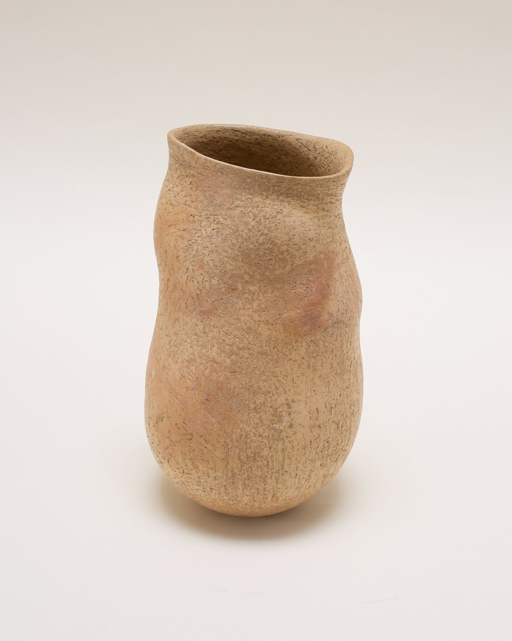 COL-elspeth-owen-ceramic-vessel-angle-1