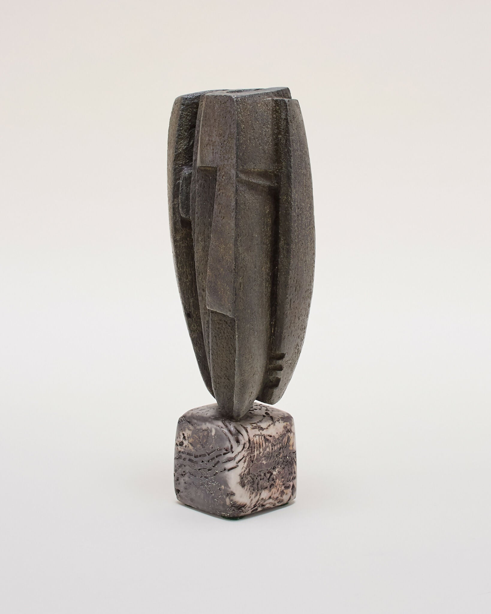 COL-Peter-Hayes-Ceramic-Sculpture-Angle-1